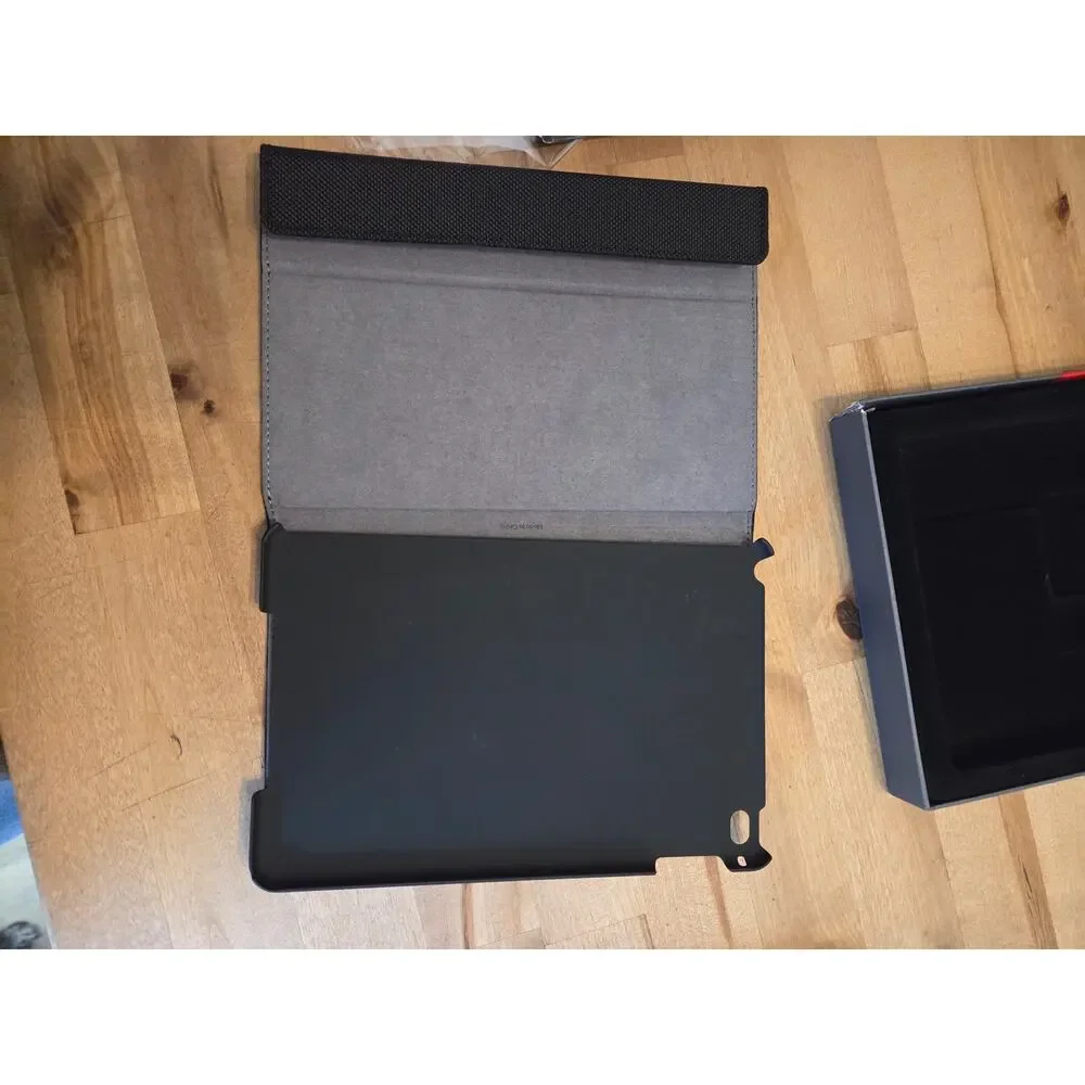 TUMI iPad Mini 4 Case Ballistic Nylon Rotating Folio Smart Cover Black EUC